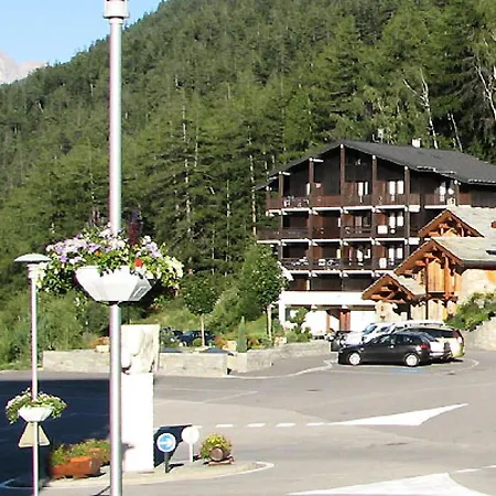 Le Grand Vallon - Le Grand Vallon - No52gv Mae-3116